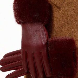 Elegant Burgundy Leather Gloves with Faux Fur Trim